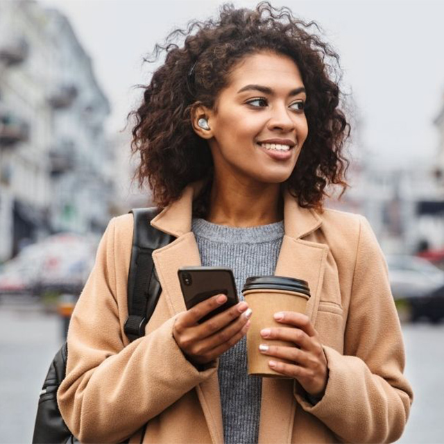 Un estudio biométrico de Technics confirma la relación entre la calidad del sonido de las llamadas telefónicas y el bienestar See more