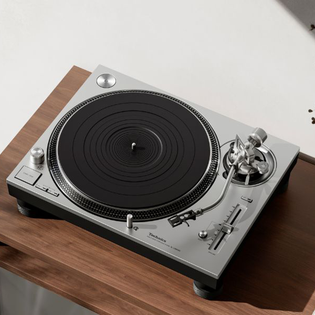 Technics presenta la nueva generación de tocadiscos Direct Drive con el lanzamiento de su aclamado giradiscos SL-1200/1210GR en una nueva versión GR2 See more
