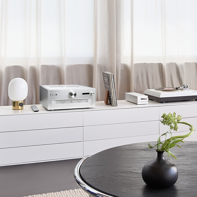 Finn ut mer om SU-R1000 i artikkelen fra American Stereophile. See more