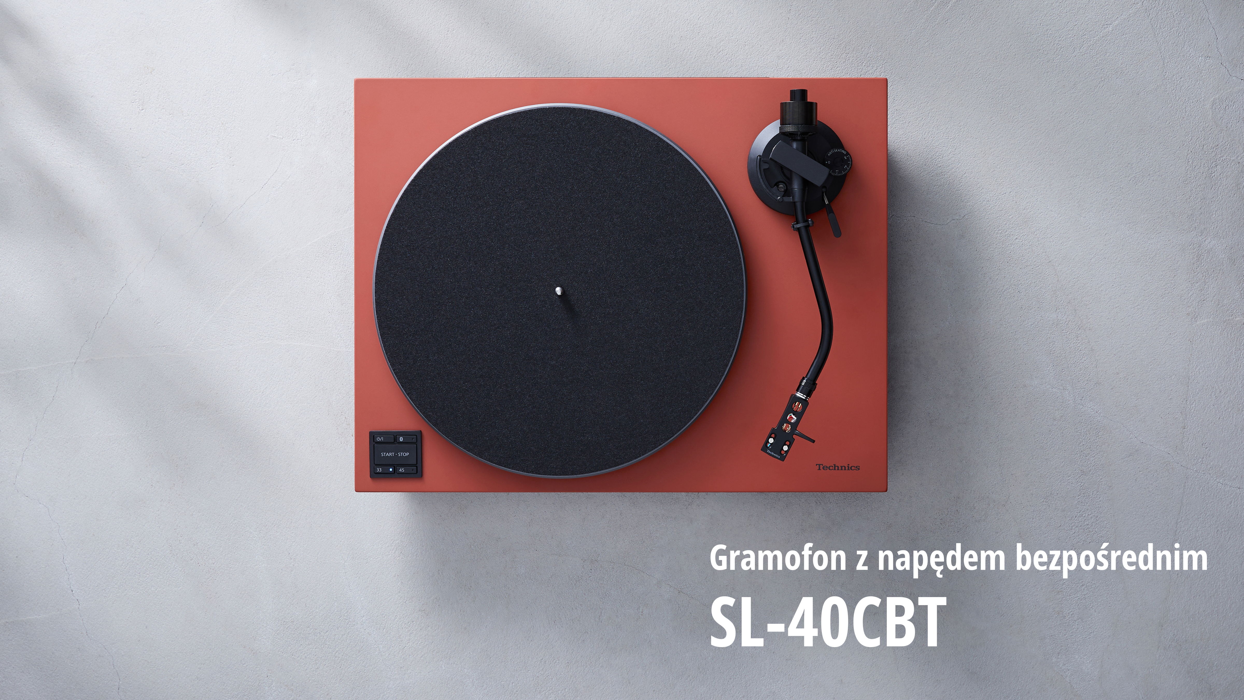 Gramofon Technics SL-40CBT z napędem bezpośrednim