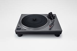 Sistema di giradischi a trazione diretta SL-1500CS, vista frontale