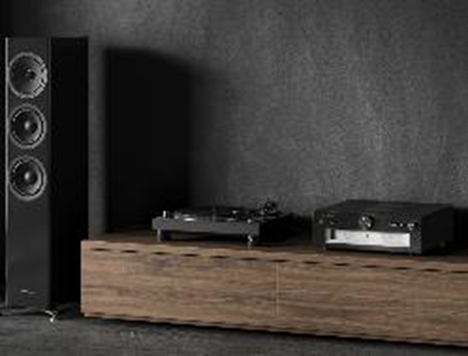 Technics perpétue la lignée légendaire des platines SL-1200.