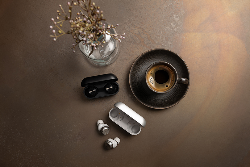 Nye hovedtelefoner fra Technics, EAH-AZ100, som tilbyder den mest autentiske lytteoplevelse hidtil.