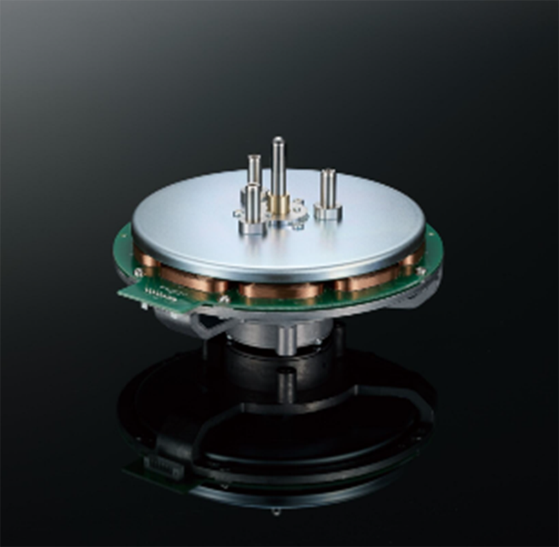 COMMUNIQUÉ DE PRESSE Technics Grand Class SL-1300G