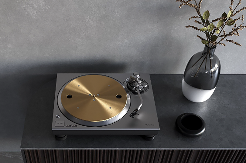 COMMUNIQUÉ DE PRESSE Technics Grand Class SL-1300G