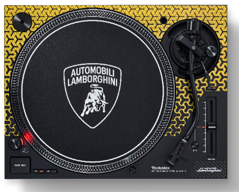 Technics et Automobili Lamborghini présentent la platine à entraînement direct SL-1200M7B