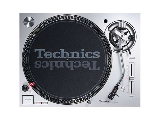 Photo of Professional Direct Drive DJ Turntable | Silver | SL-1200MK7