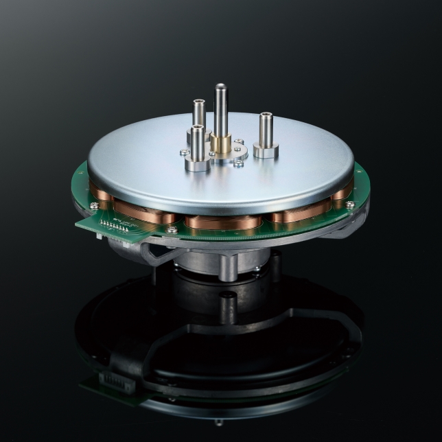 SL-1200GME - Moteur à entraînement direct sans noyau offrant une rotation stable