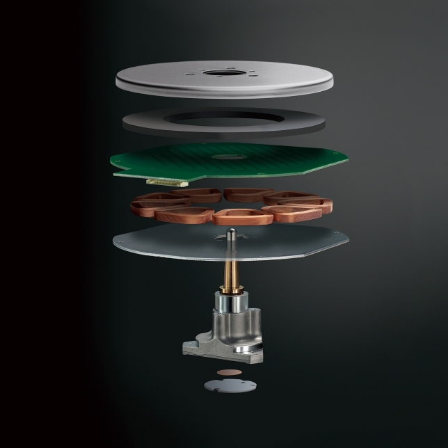 Kjerneløs direktedrevet motor som oppnår stabil rotering