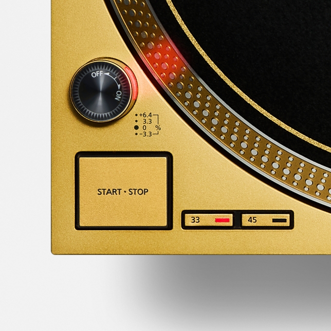 Speed selector supporting 33-1/3, 45 and 78 rpm playback