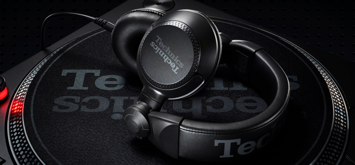 DJ monitoring headphones TECHNICS EAH-DJ1200-K 