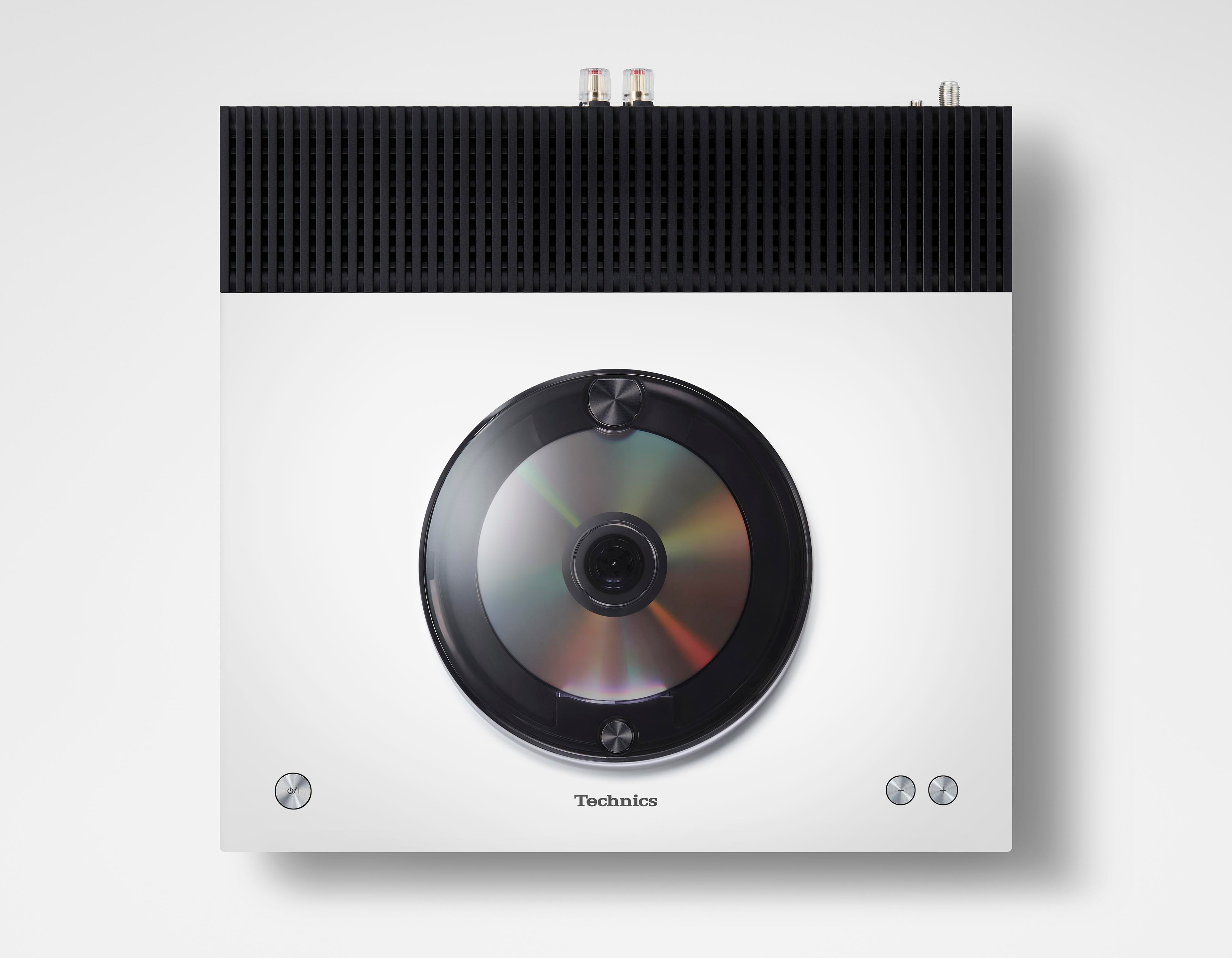 Technics представя своя емблематичен мрежов CD ресийвър SA-C600 в елегантно бяло покритие за любителите на музиката, които държат на стила