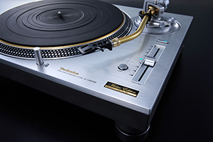Grand Class Turntable System SL-1200GME
