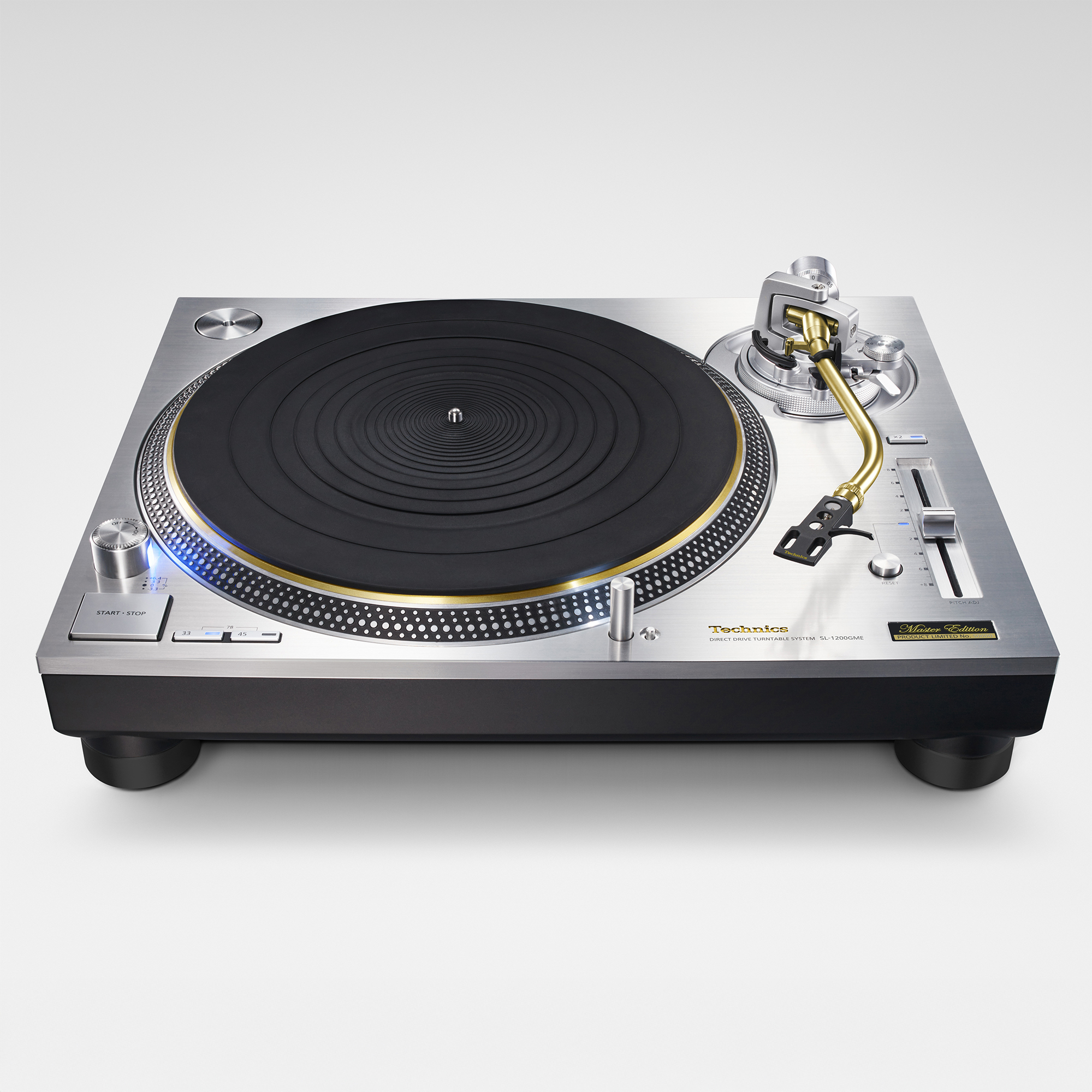 Technics SL-1200GME -levysoittimen koko tuotekuva