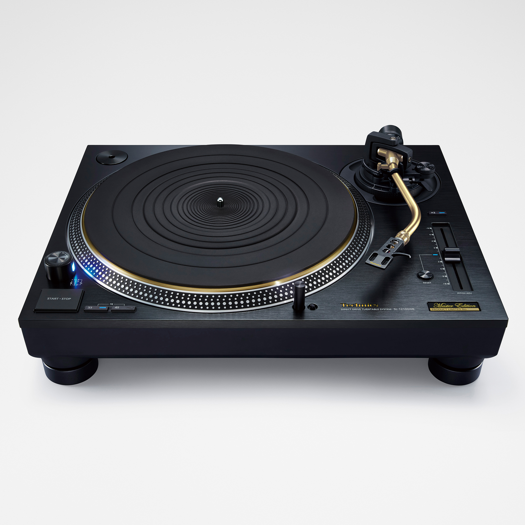 Technics SL-1210GME -levysoittimen koko tuotekuva