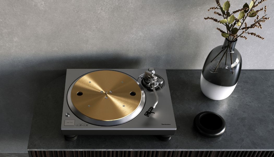 A Technics lança o novo gira-discos SL-1300G com a avançada tecnologia ΔΣ-Drive