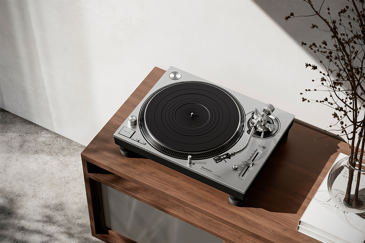 Technics unveils the next generation high-end turntables in its iconic SL-1200 Series 